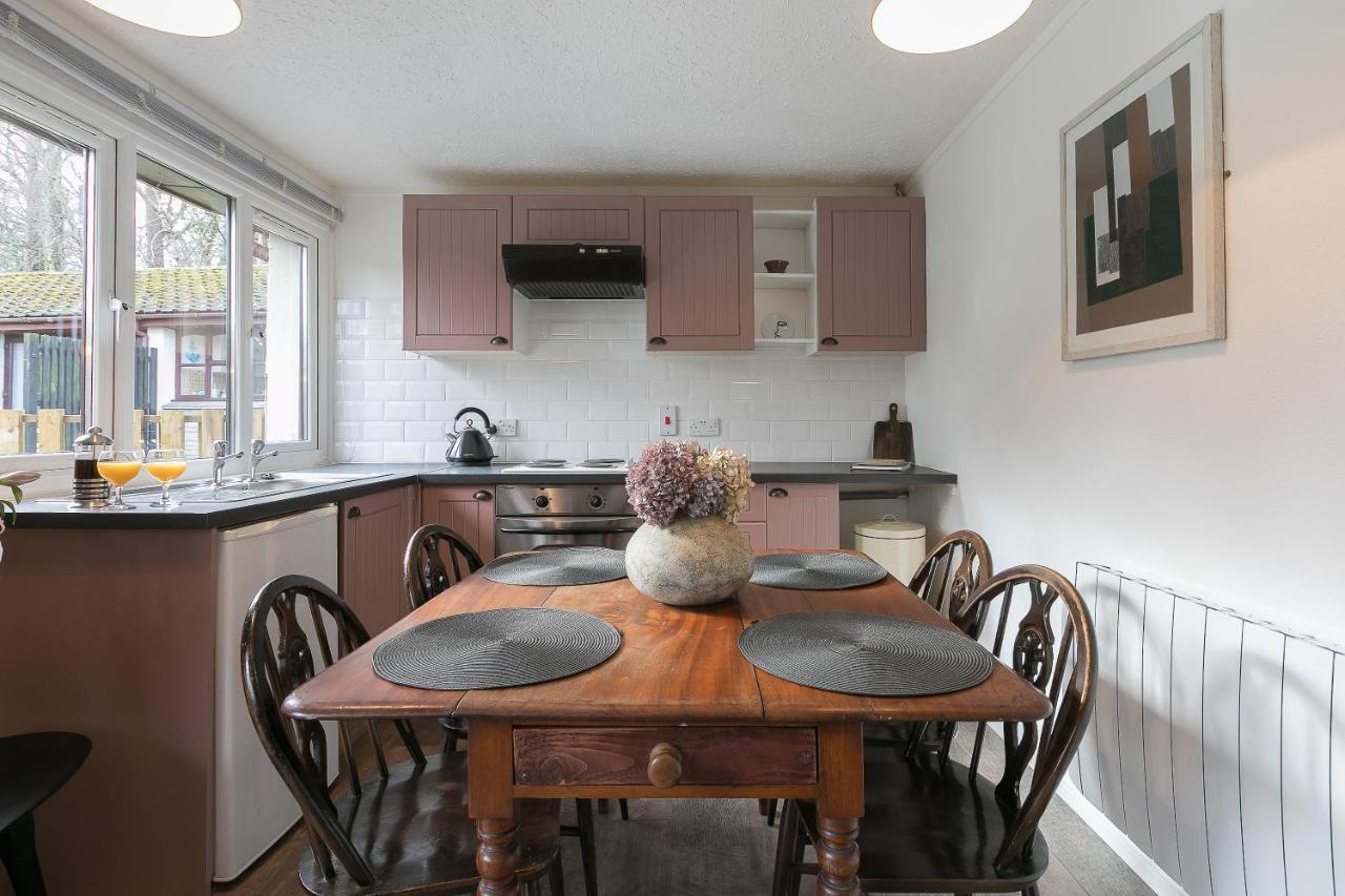 Cosy Woodland Home Uny Lelant Екстер'єр фото