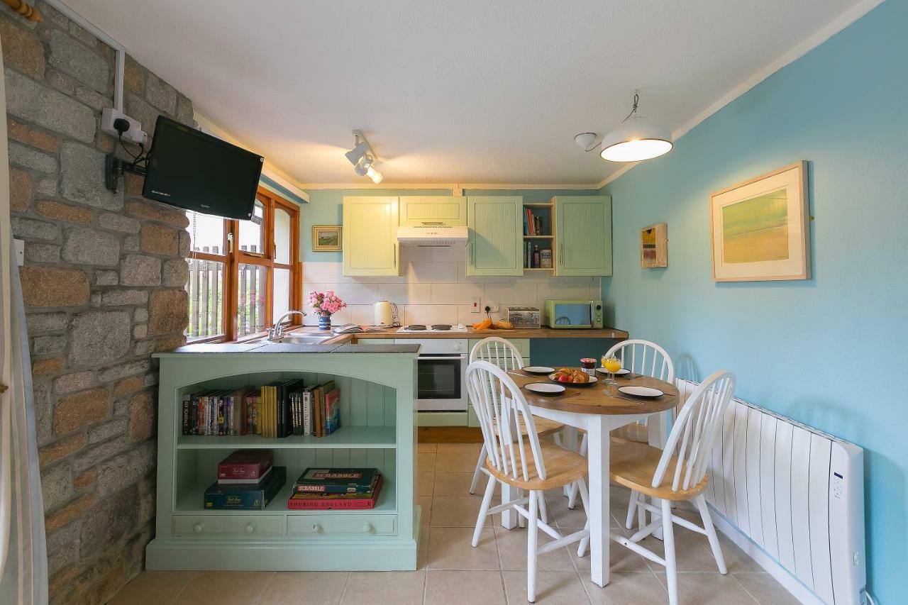 Cosy Woodland Home Uny Lelant Екстер'єр фото
