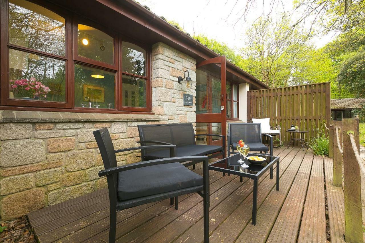 Cosy Woodland Home Uny Lelant Екстер'єр фото